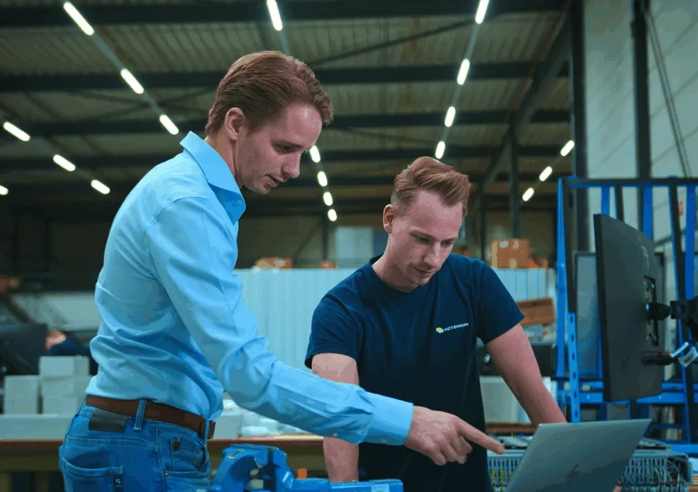 Actemium Schijndel - werknemers aan het werk